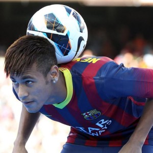 开云app下载-杜兰特王者归来，首战状态亮眼引爆G2观众沸腾，比分优势彰显统治力，杜兰特王者归来引爆G2，比分优势彰显统治力